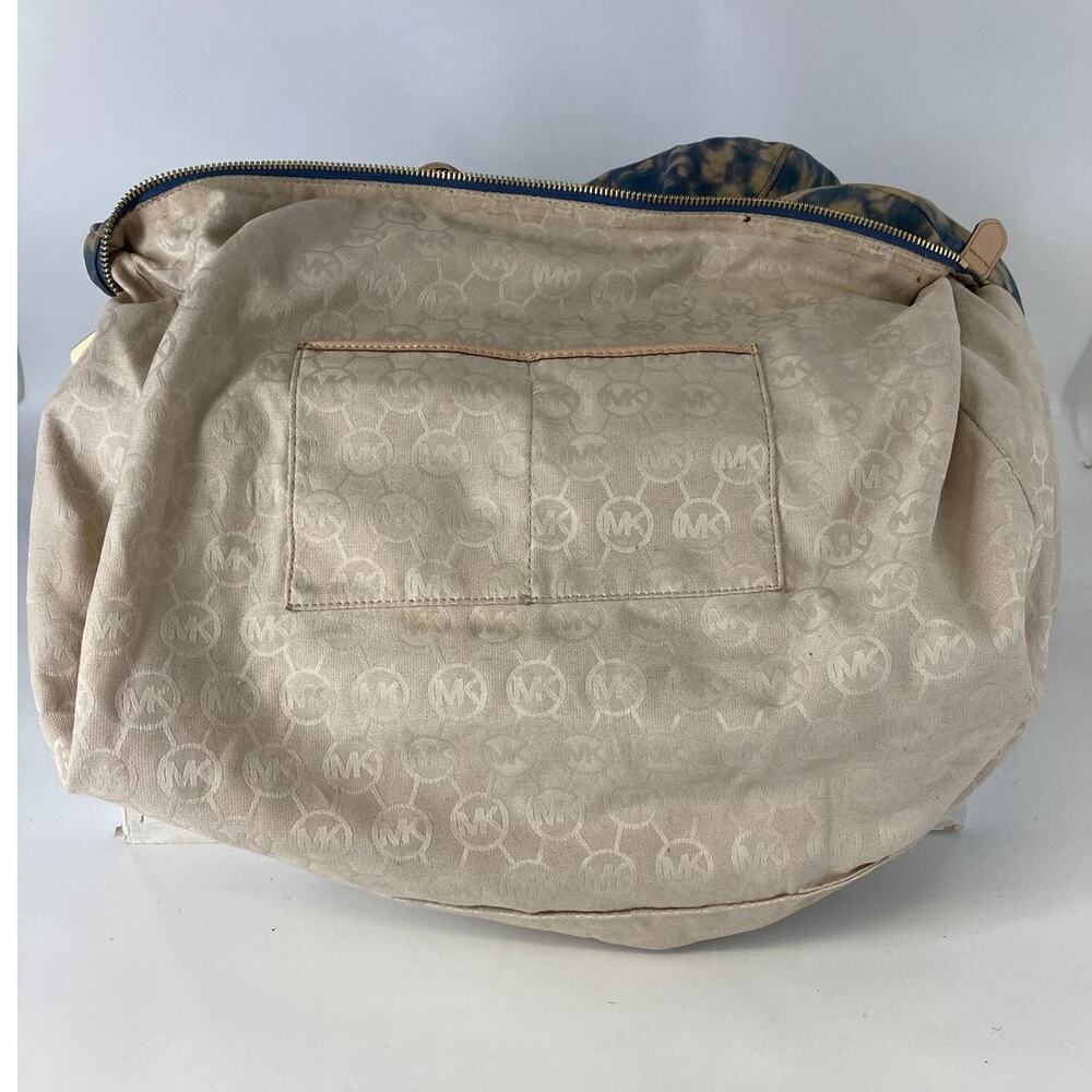 MICHAEL KORS, LARGE TAN, BLUE TIE DYE DUFFLE BAG (ASIS) - Picture 16 of 16